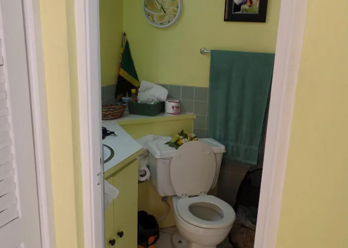 Penthouse Studio @ Club Montego Bay