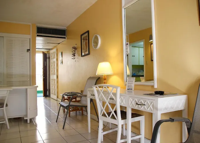 Penthouse Studio @ Club Apartment